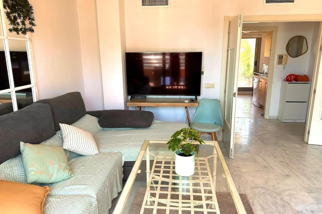 Atico Puerto Marina 2 Hab Con Piscina, 500M De La Plata Apartment Torremolinos Bagian luar foto
