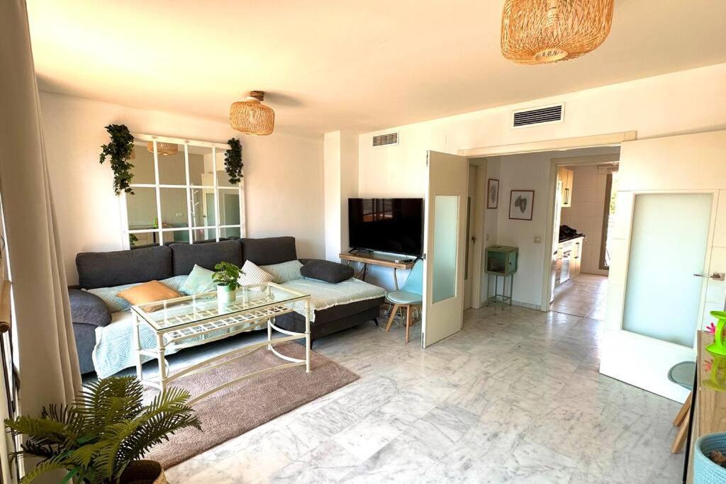 Atico Puerto Marina 2 Hab Con Piscina, 500M De La Plata Apartment Torremolinos Bagian luar foto