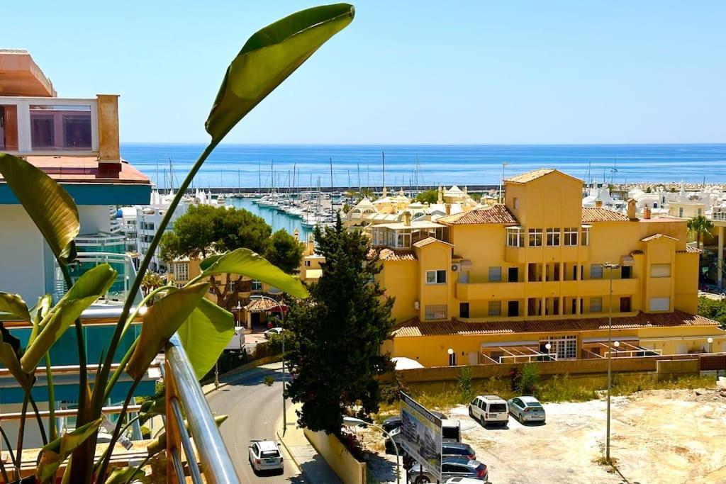 Atico Puerto Marina 2 Hab Con Piscina, 500M De La Plata Apartment Torremolinos Bagian luar foto